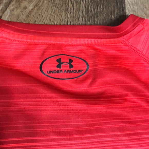 Under Armour TShirt - Picture 5 of 5